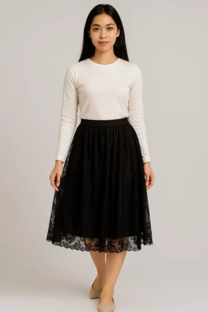 Rok Lace Hitam Scallop Midi