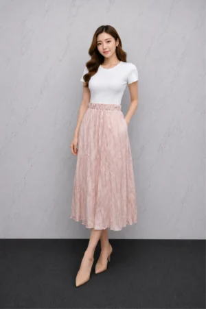 Rok Plisket Satin Pink Nude Elegant Wanita