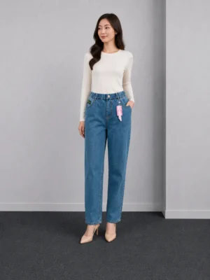 Celana Jeans Wanita Biru Straight Fit
