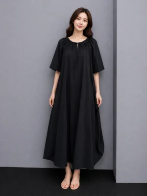Dress Garis Hitam Minimalis